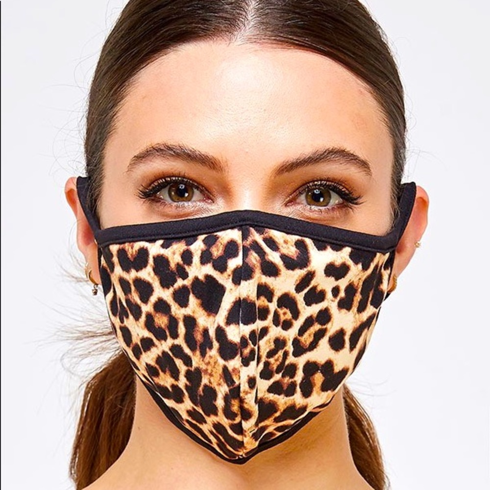 Leopard Print Mask w/Storage Bag